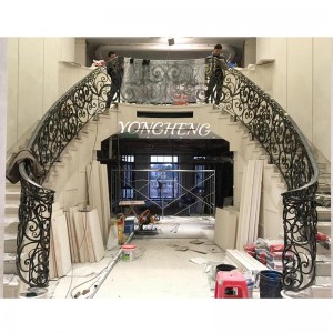 Recinzione in ferro battuto